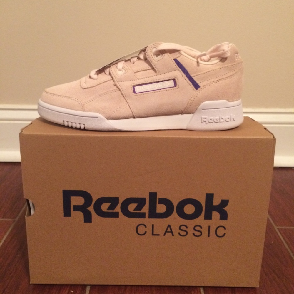 REEBOK WOMEN'S WORKOUT LO PLUS PINK PURPLE W7 NWB